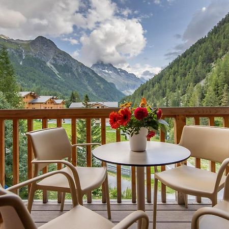 Swisspeak Resorts Zinal Exterior photo